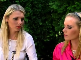 Hardcore public scene with gal doing avid stuff