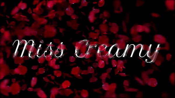 Flashing and touching my dick in front of stranger in public on the canary nudist beach and helps me cumshot – it’s very risky People watching 02 – MissCreamy