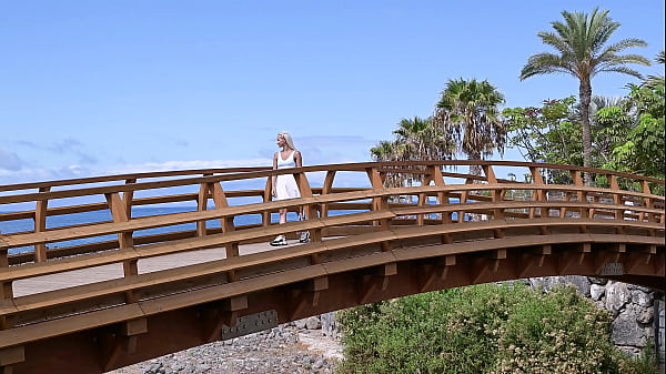 Cum Hungry Veronica Leal Invites Friends Back For DP Threesome GP2869