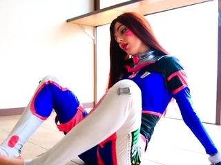 MyKinkyDope – D Va Handjob