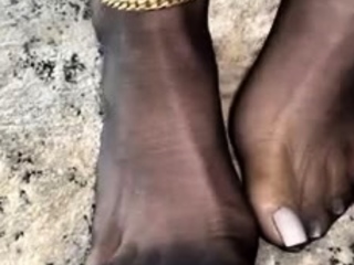 Goddess Fendi – Im About To Give You All A Nylon Fetish –