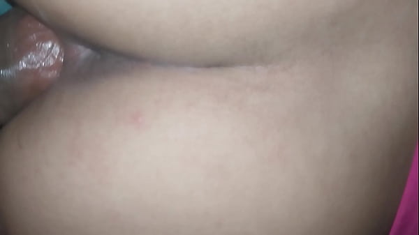 A  Saritha le encanta de perrito