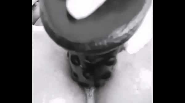 Kelly T from Middlesbrough using a huge didlo