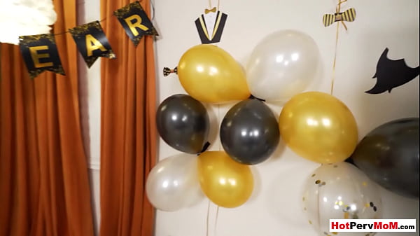 Mature stepmother Kelly Caprice counting down on her stepsons big dick