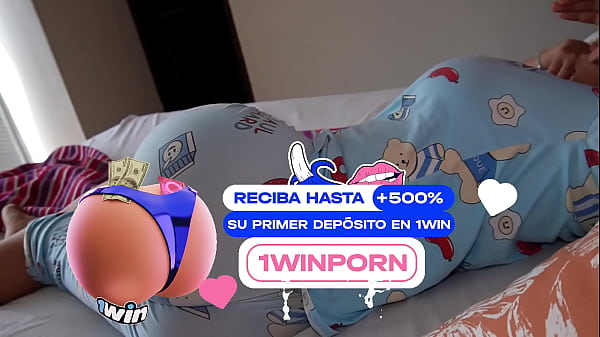 comparto cama con la novia de mi padrastro