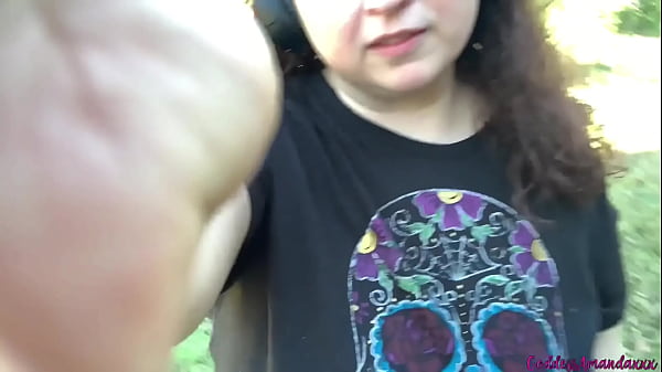 Bouncing boobs, pissing pussy, dirty feet and shoes