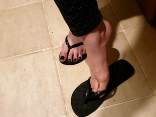 Long Foot Fetish clips at great Amateur Trampling collection